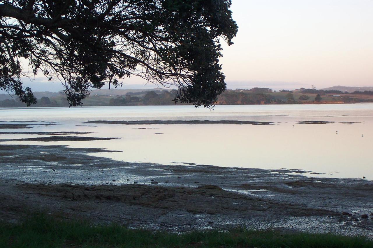 Absolute Waterfront Serenity Near Auckland Clarks Beach Extérieur photo