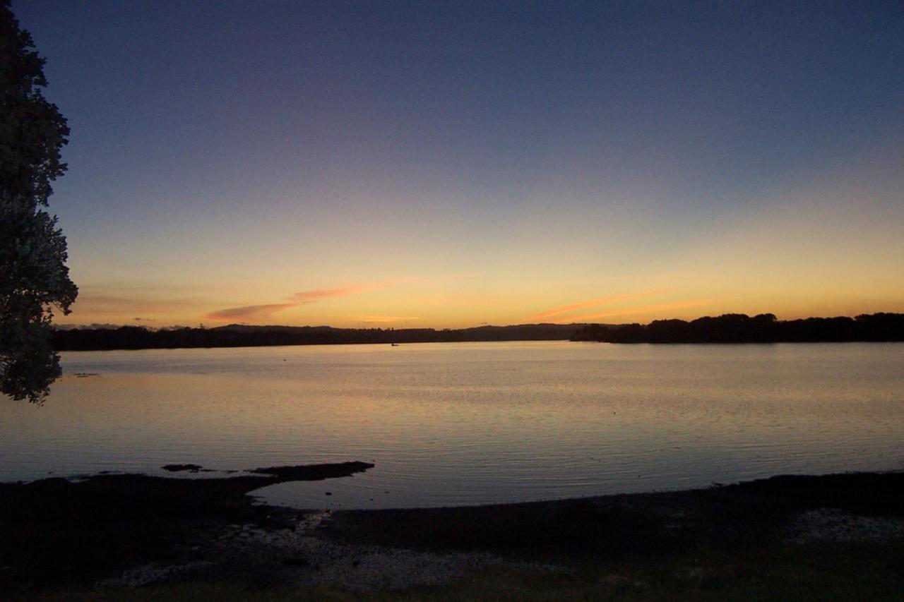 Absolute Waterfront Serenity Near Auckland Clarks Beach Extérieur photo